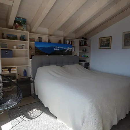 Oversized And Cosy Penthouse With Stunning Views Appartamento Leytron